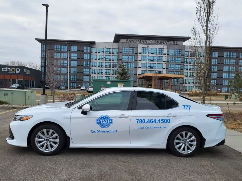 taxi-sherwood-park-luxury-fleet