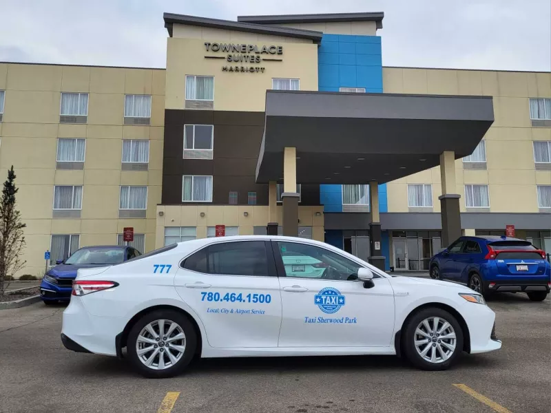 taxi-sherwood-park-luxury-fleet