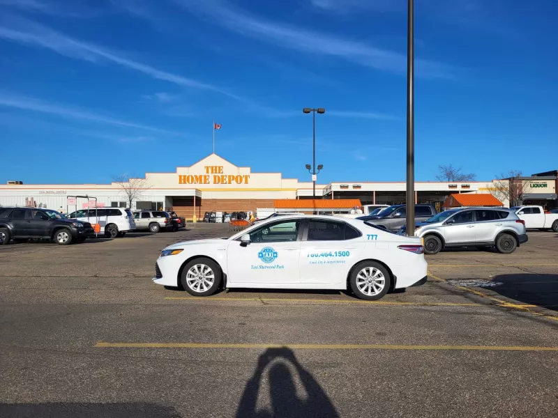 taxi-sherwood-park-luxury-fleet