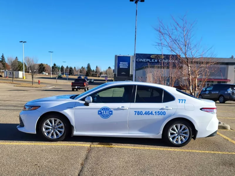 taxi-sherwood-park-luxury-fleet